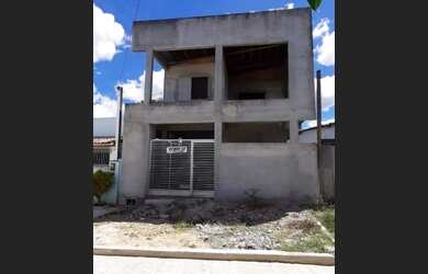 Imagem 1: Casa em Água Fria Ba. Varanda, 195m² de Área, 1 Vaga na garageme3 Dormitórios