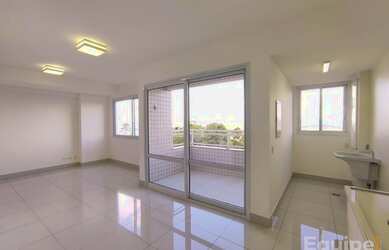 Imagem: O apartamento possui 2 Dormitórios, 2 Banheiros, 2 Vagas na