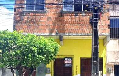 Imagem: A casa possui 3 Dormitórios, 3 Banheiros e 150m² de Área