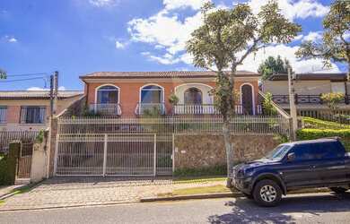 Imagem 3: CASA VISTA ALEGRE. Churrasqueira, Varanda, 311m² de Áreae5 Vagas na...