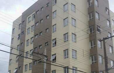 Imagem: O apartamento possui 1 Dormitório, 1 Banheiro, 1 Vaga na garagem