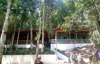 Imagem 5: Rancho pescarias em frente ao poção 120 mil reais