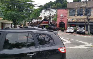 Imagem: O depósito possui 1.600m² de Área e está localizado em