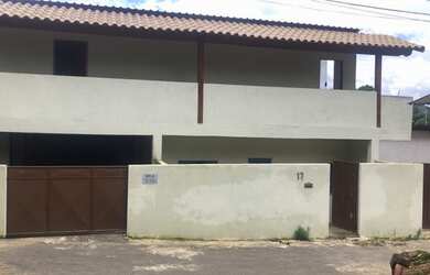 Imagem: A casa possui 2 Dormitórios, 1 Banheiro, 1 Vaga na garagem