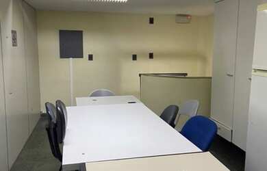 Imagem 8: Galpão/Depósito/Armazém para aluguel e venda possui 700 metros quadrados