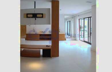 Imagem 4: Elegante casa com 8 Quartos e 7 banheiros à Venda, 685 m² por R$ 8.990.000