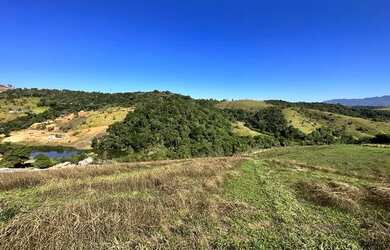 Imagem: O terreno possui 500m² de Área e está localizado em Centro
