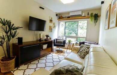 Imagem: O apartamento possui 2 Dormitórios, 2 Banheiros, 1 Vaga na