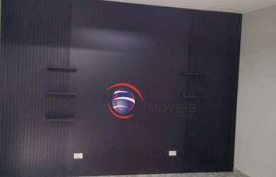 Imagem: O depósito possui 2 Vagas na garagem, 275m² de Área e está