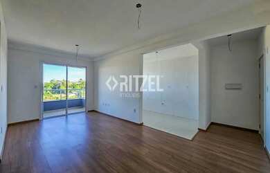 Imagem: O apartamento possui 1 Dormitório, 1 Banheiro, 1 Vaga na garagem