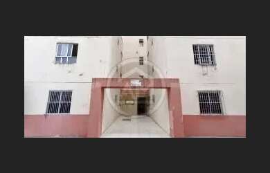 Imagem: O apartamento possui 3 Dormitórios, 1 Banheiro, 1 Vaga na garagem