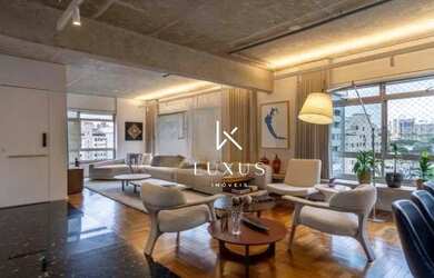 Imagem: O apartamento possui 4 Dormitórios, 3 Banheiros, 3 Vagas na