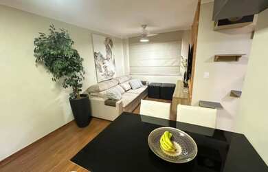 Imagem: O apartamento possui 3 Dormitórios, 1 Banheiro, 1 Vaga na garagem