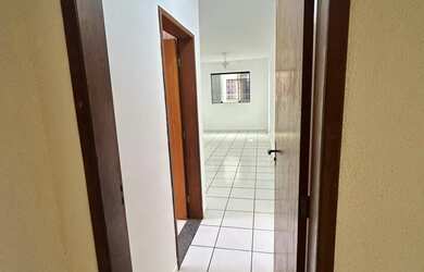 Imagem: O apartamento possui 3 Dormitórios, 2 Banheiros, 1 Vaga na