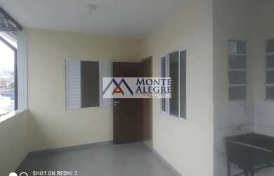 Imagem: A casa possui 2 Dormitórios, 1 Banheiro, 1 Vaga na garagem