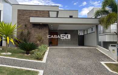 Imagem: A casa em condomínio possui 3 Dormitórios, 5 Banheiros, 4