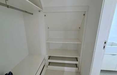 Imagem 8: Imóvel para aluguel possui 400 metros quadrados com 5 quartos