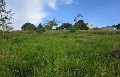 Imagem: O terreno possui 305m² de Área e está localizado em Lagoa