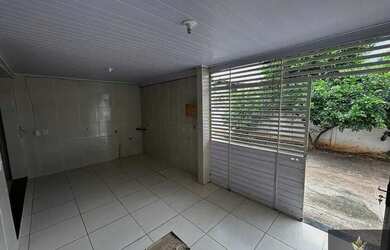 Imagem: O studio possui 2 Dormitórios, 1 Banheiro, 1 Vaga na garagem