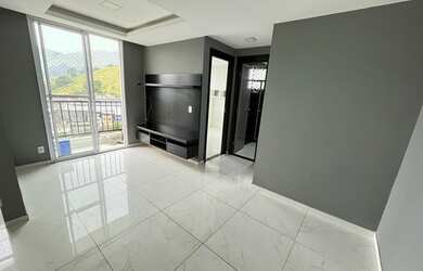 Imagem: A casa possui 2 Dormitórios, 1 Banheiro, 1 Vaga na garagem