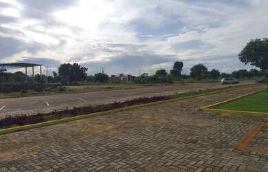 Imagem: A casa em condomínio possui 3 Dormitórios, 3 Banheiros, 2