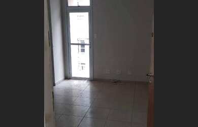 Imagem 2: Apartamento com 1 dormitório para alugar, 36 m² por R$ 700,00/mês - São Mateus - Juiz de F