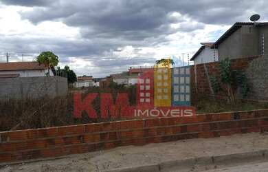 Imagem: O terreno possui 200m² de Área e está localizado em Itapetinga