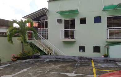 Imagem: A casa em condomínio possui 2 Dormitórios, 2 Banheiros, 1