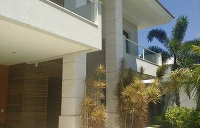 Imagem: A casa em condomínio possui 5 Dormitórios, 4 Banheiros, 4