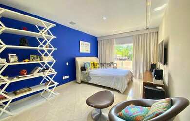 Imagem: A casa em condomínio possui 5 Dormitórios, 5 Banheiros, 5