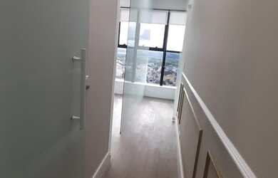 Imagem: O depósito possui 2 Vagas na garagem, 67m² de Área e está