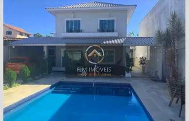 Imagem: A casa possui 5 Dormitórios, 5 Banheiros, 4 Vagas na garagem