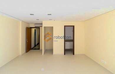 Imagem: O depósito possui 30m² de Área e está localizado em Bairro