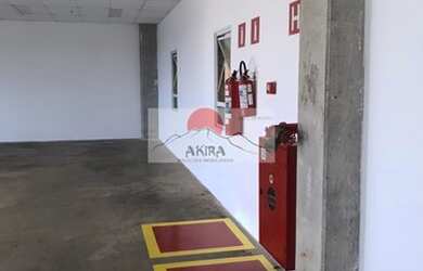 Imagem 3: Galpão 1.830 m² condominio fechado PD 12 m frente Dutra!!