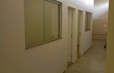 Imagem: O depósito possui 240m² de Área e está localizado em Centro