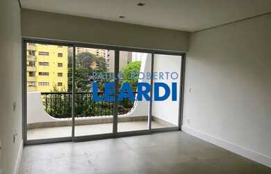 Imagem: O apartamento possui 3 Dormitórios, 4 Banheiros, 2 Vagas na