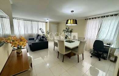 Imagem: A casa em condomínio possui 5 Dormitórios, 5 Banheiros, 3