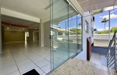 Imagem 3: Sala comercial preparada para escritório no bairro Água Verde em Blumenau/SC