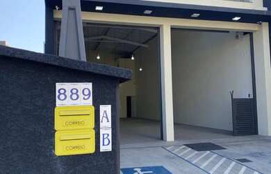 Imagem 16: Galpão para Locação 240 m² Mezanino de 40 m²/ Atibaia-SP