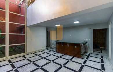 Imagem 4: Casa Comercial com 7 Salas 9 Vagas em Pacaembu