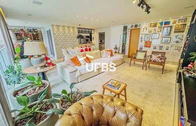 Imagem: O apartamento possui 3 Dormitórios, 5 Banheiros, 3 Vagas na