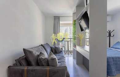 Imagem: O studio possui 1 Dormitório, 1 Banheiro, 30m² de Área e