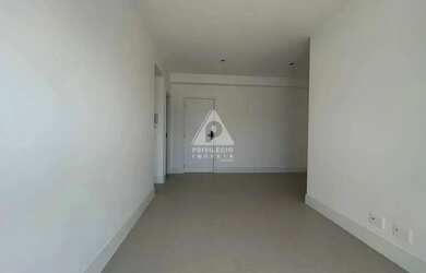 Imagem 3: Apartamento de Alto Padrão com 2 Suítes e Vista para a Lagoa - Península