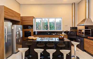 Imagem 13: Mansão de Luxo no Parque dos Manacás: 7 Suítes, Piscina Semiolímpica e Lago Privativo!