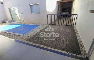 Imagem 3: Casa com planejados de 3/4 sendo 1 suíte à venda, 200 m² por R$ 700.000...