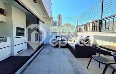 Imagem: O apartamento na cobertura possui 4 Dormitórios, 5 Banheiros