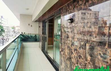 Imagem: A casa possui 3 Dormitórios, 5 Banheiros, 2 Vagas na garagem