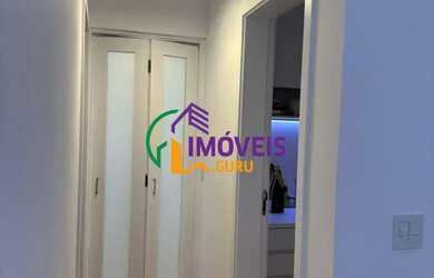 Imagem: O apartamento possui 3 Dormitórios, 1 Banheiro, 2 Vagas na