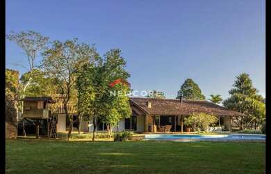 Imagem: A casa em condomínio possui 3 Dormitórios, 4 Banheiros, 2