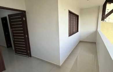 Imagem: A casa possui 2 Dormitórios, 2 Banheiros, 3 Vagas na garagem